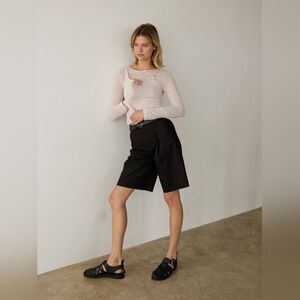 The Emmett Shorts | Pleated Bermuda Shorts with Raw Hem